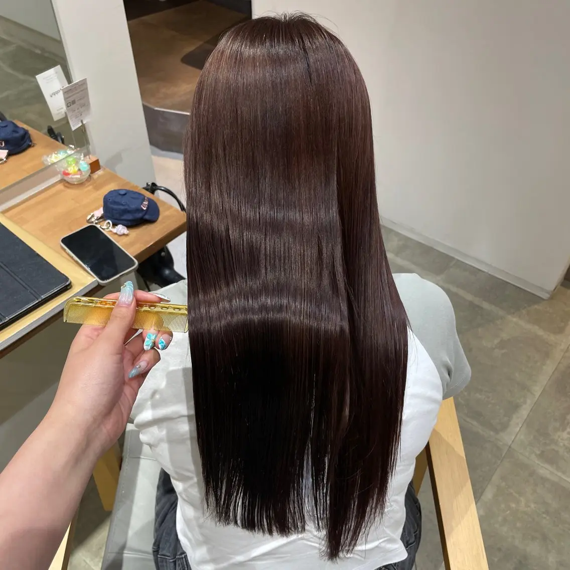カラー ブリーチ ブラウンカラー ヘアカラー トリートメント 澤田 優のヘアスタイル
