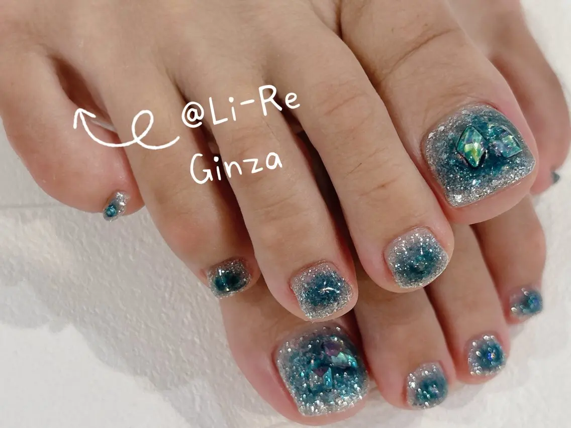 ネイル フットネイル Li-Re GINZAのネイルデザイン