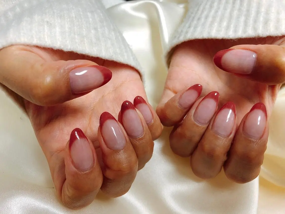 ネイル フレンチネイル mogunail &blowのネイルデザイン