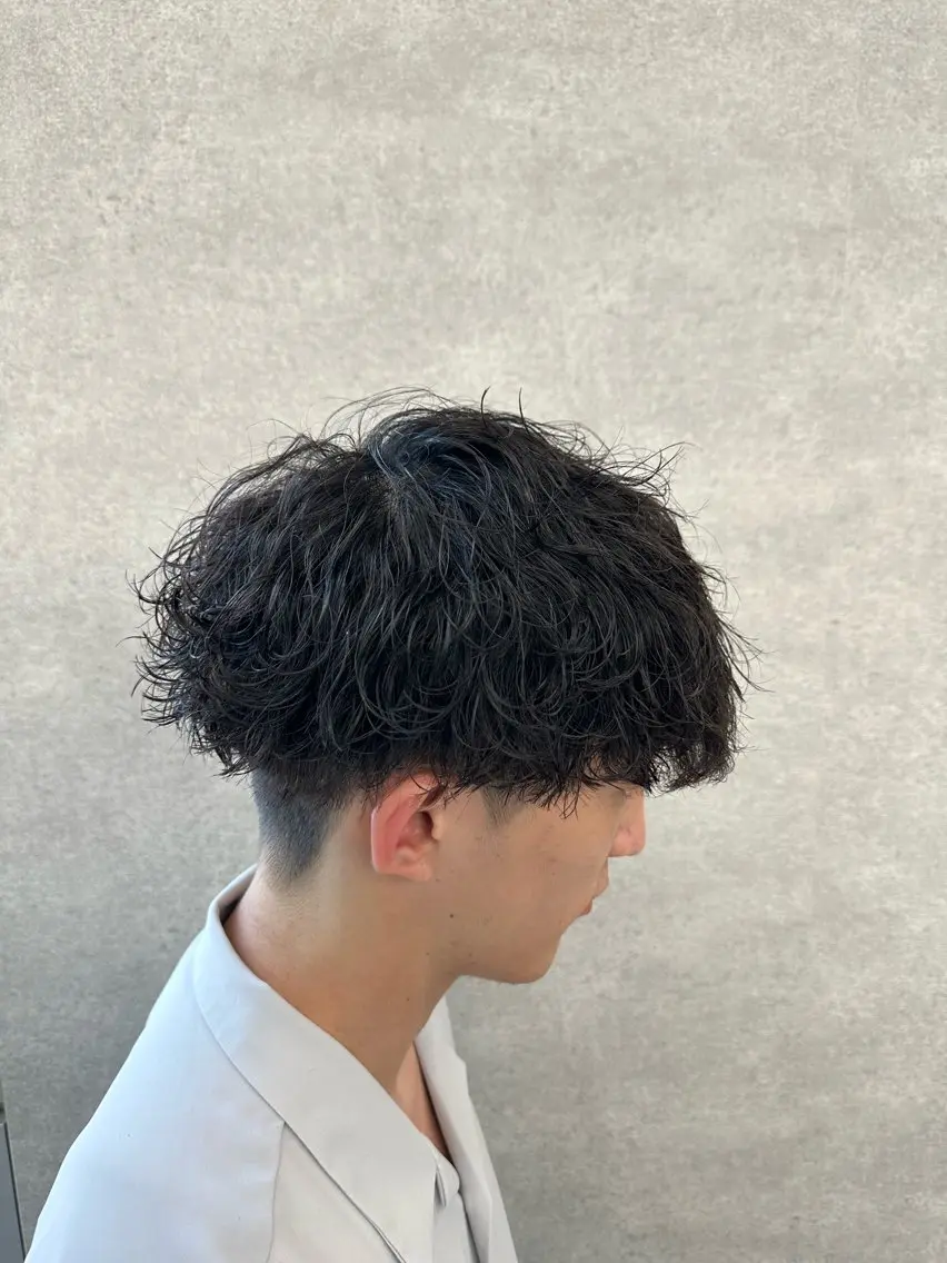 ショート パーマ メンズ メンズパーマ 波巻きパーマ 【パーマ率90%】 サエキカズマのヘアスタイル