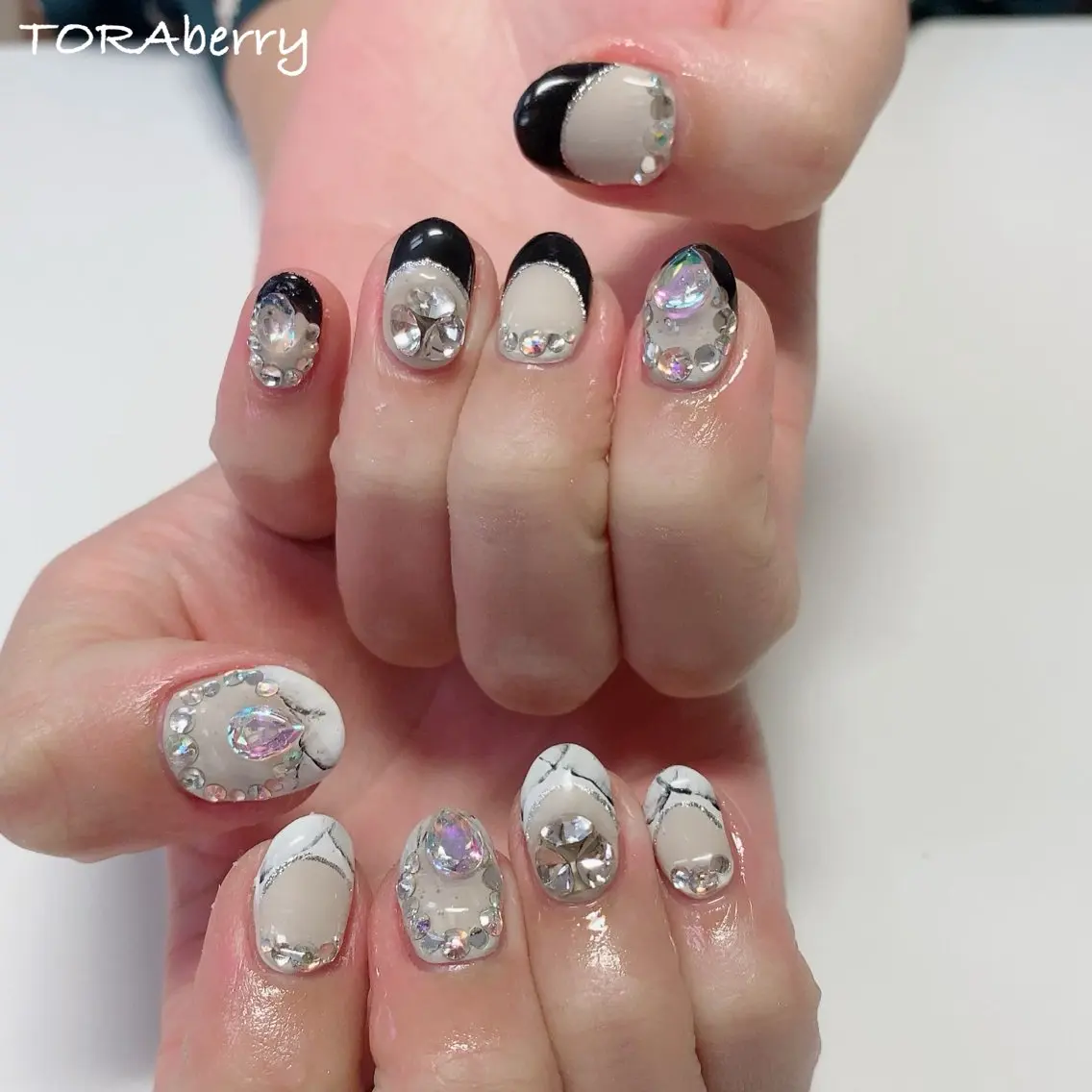 ネイル ハンドネイル ネイリスト なつみのネイルデザイン