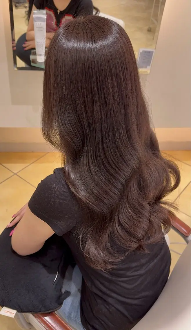ロング シアーベージュ 髪質改善 池田 早穂のヘアスタイル