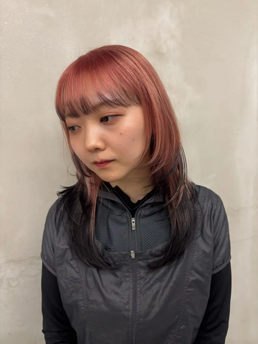 セミロング ヘアカラー ハイトーン/ ハイライト真柚🍨のヘアスタイル