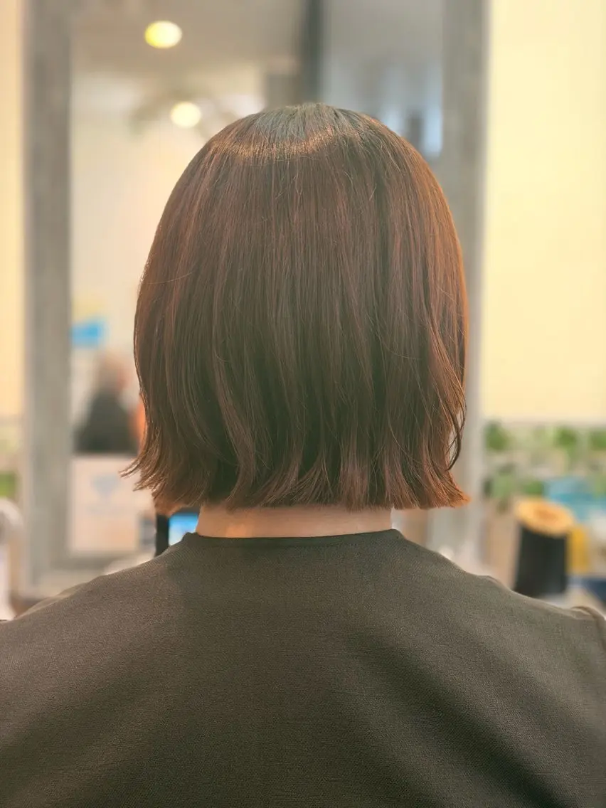 ミディアム ボブ レイヤーカット si6【シーム】 小田みきのヘアスタイル