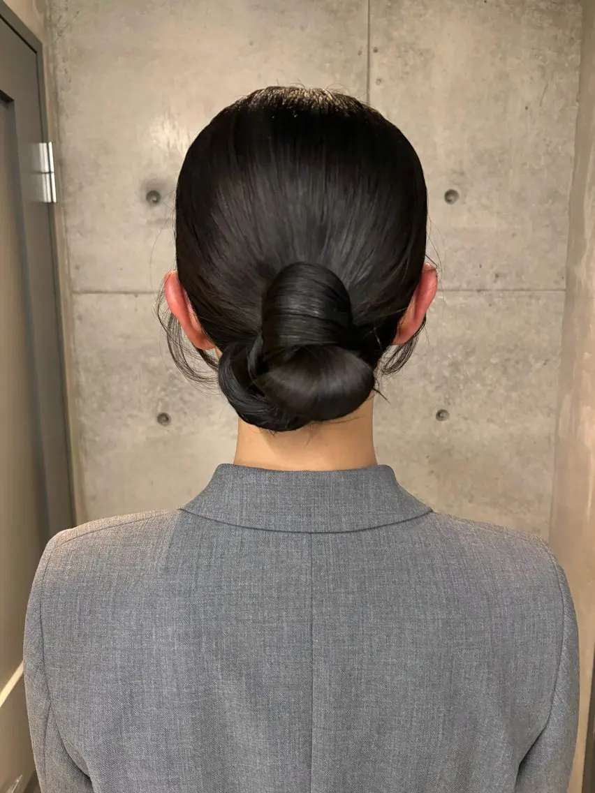 ロング ヘアアレンジ Saki/レイヤー/ 柔らかカラーのヘアスタイル