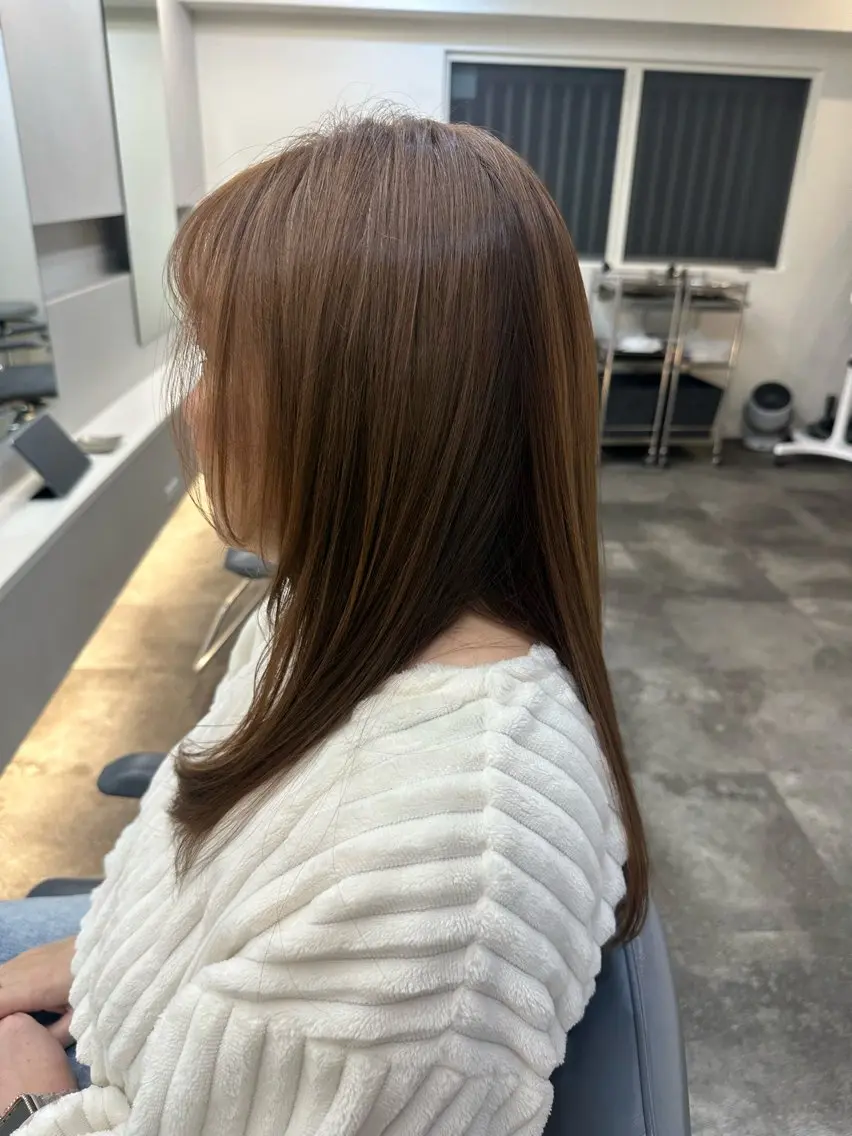 セミロング ルナ/ SYS by fitのヘアスタイル