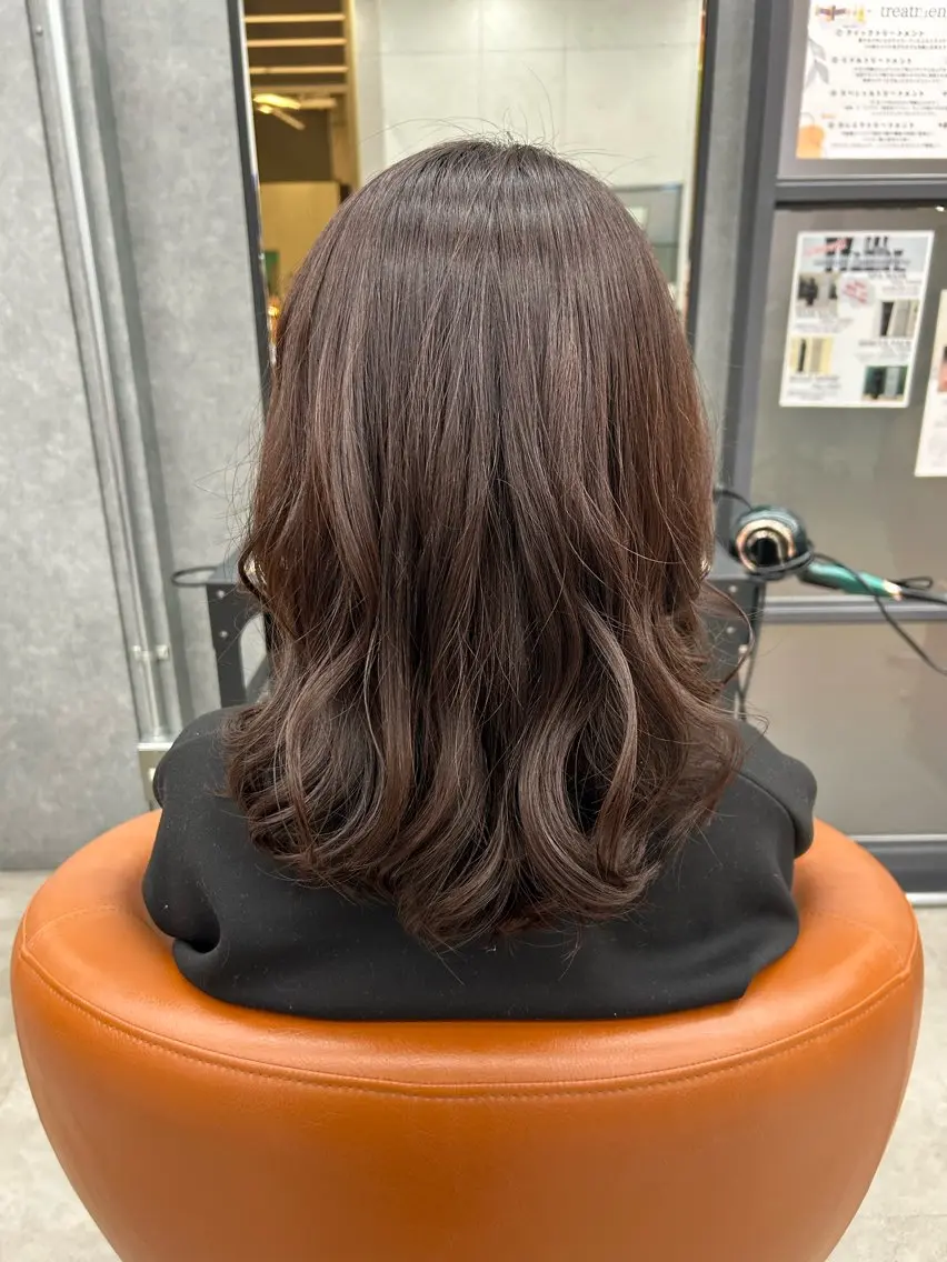 ミディアム ツヤカラー🧸💫 のりかのヘアスタイル