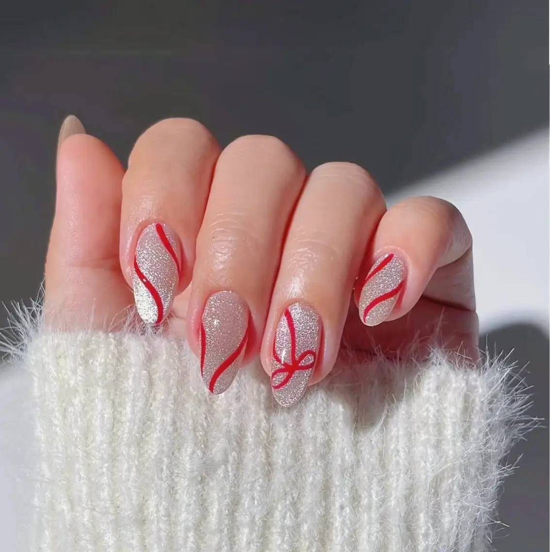 ネイル アートネイル オーロラネイル チークネイル フレンチネイル ガラスフレンチ ハンドネイル 🎀YooLi Nail salonのネイルデザイン
