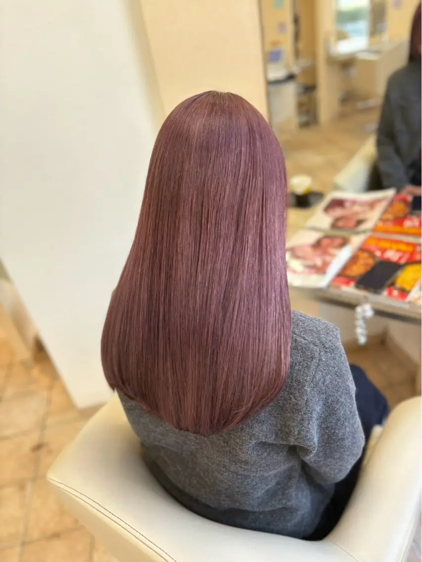カラー 甲斐谷 真凜のヘアスタイル