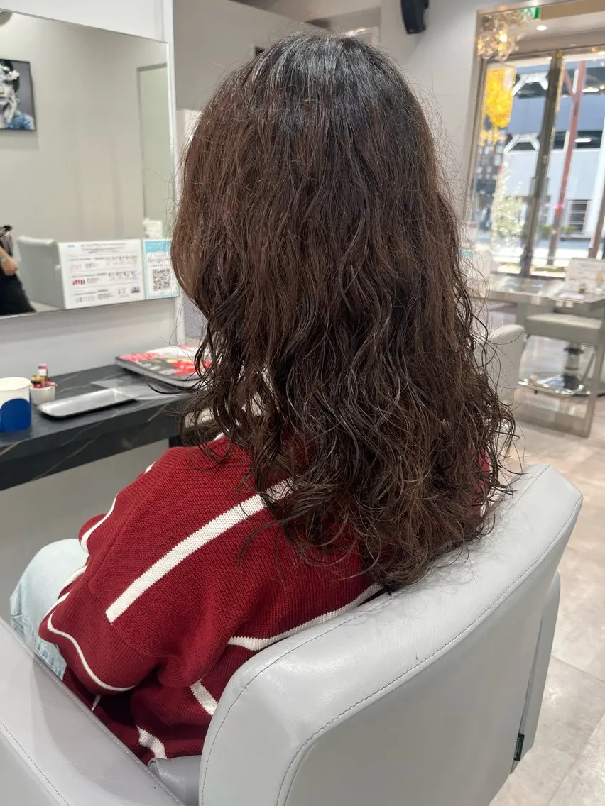 ロング カラー パーマ ヘアアレンジ レイヤーカット Hair&Make Allureのヘアスタイル