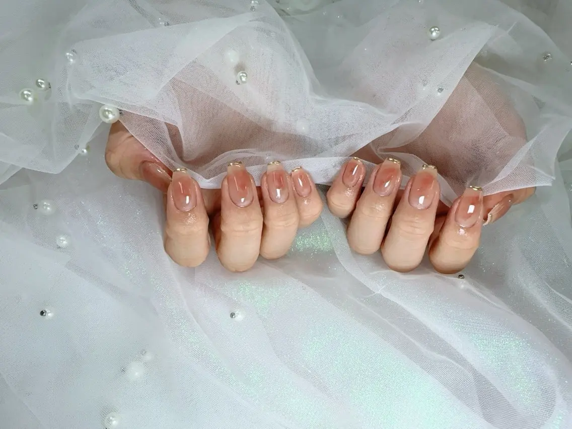ネイル Hey🌈NAIL 長さ出し専門店のネイルデザイン