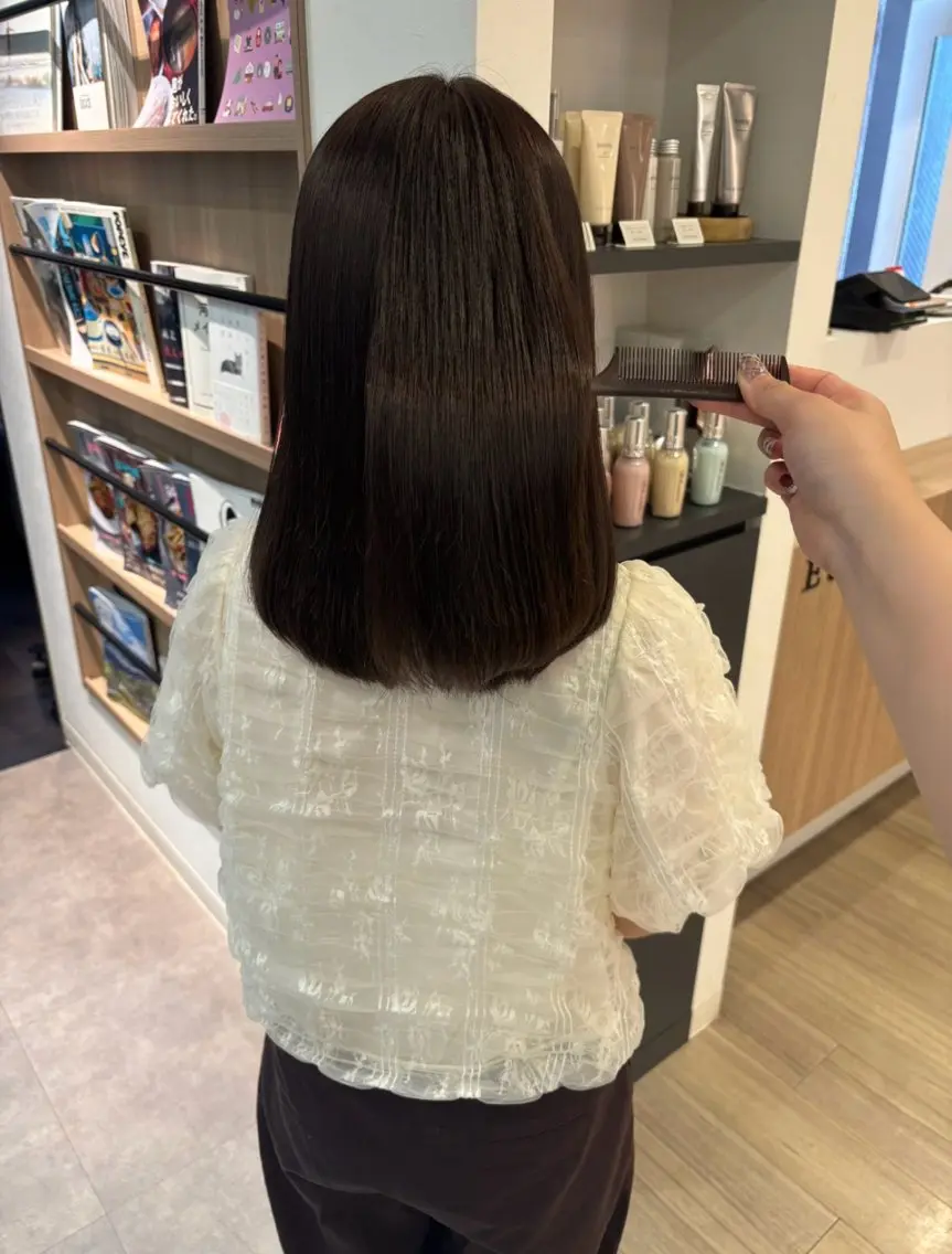 ミディアム 髪質改善 カット ヘアカラー トリートメント モテ髪🫧赤み消し カラー表参道きょうこのヘアスタイル