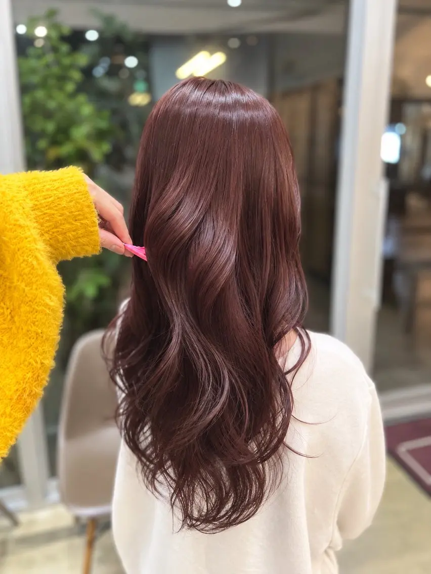 ロング ヘアカラー 森山 千咲のヘアスタイル