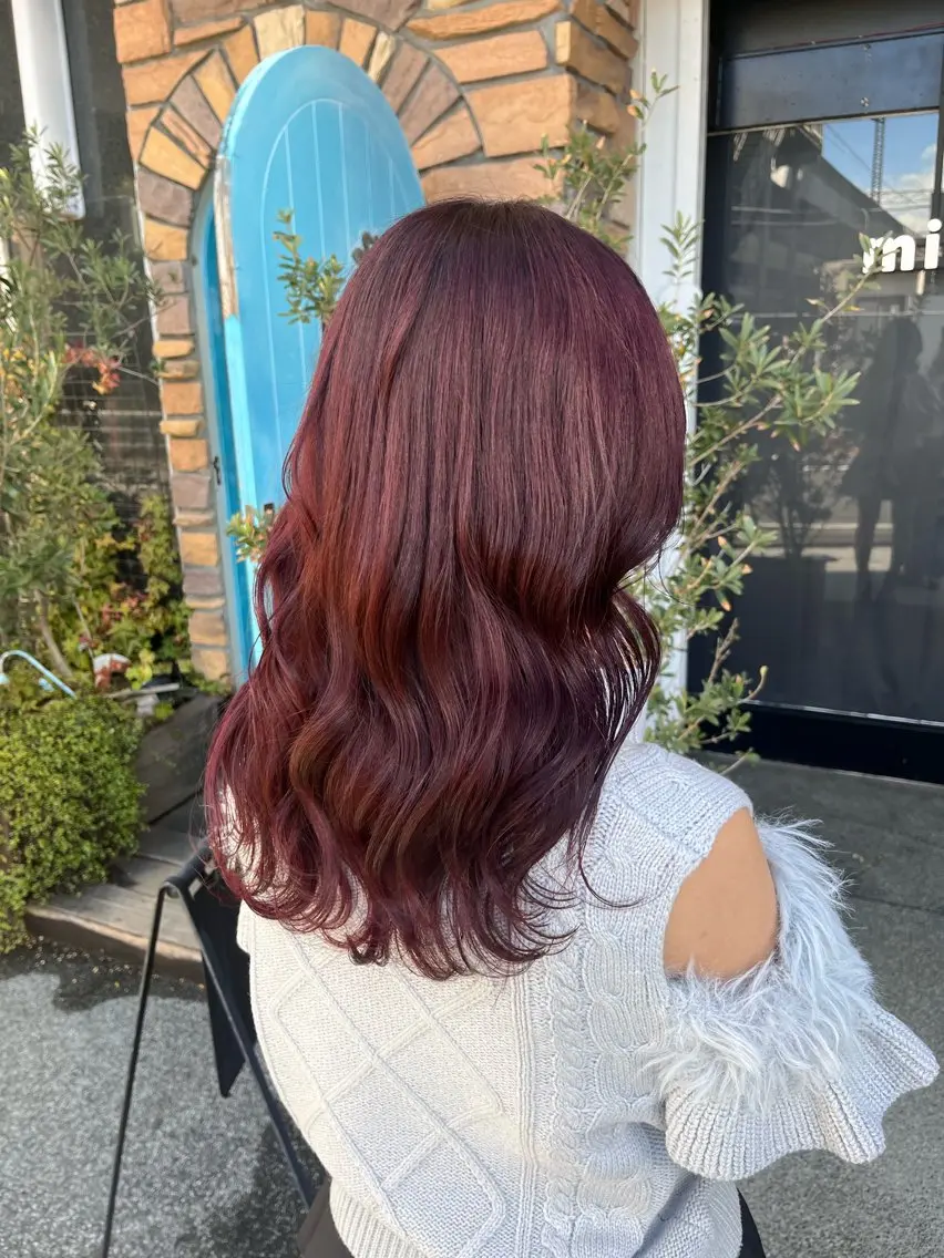 セミロング カラー ブリーチ ブリーチなしカラー レッドカラー 透明感カラー/パーマ 🌀アオノのヘアスタイル