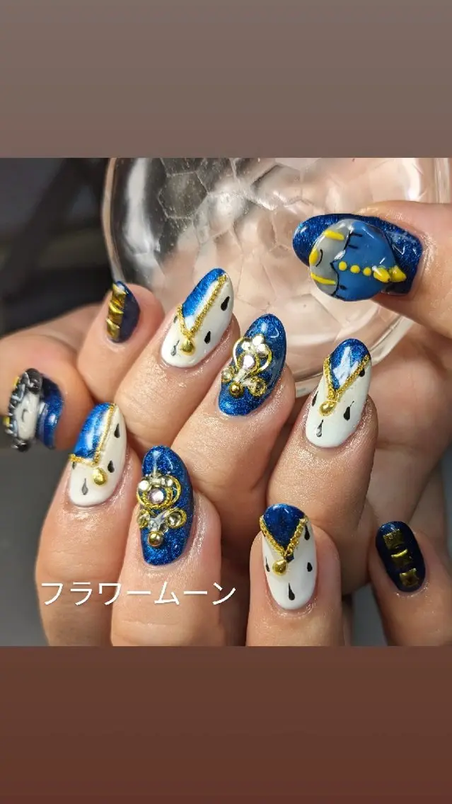 ネイル ハンドネイル ハンドケア フラワー ムーンのネイルデザイン