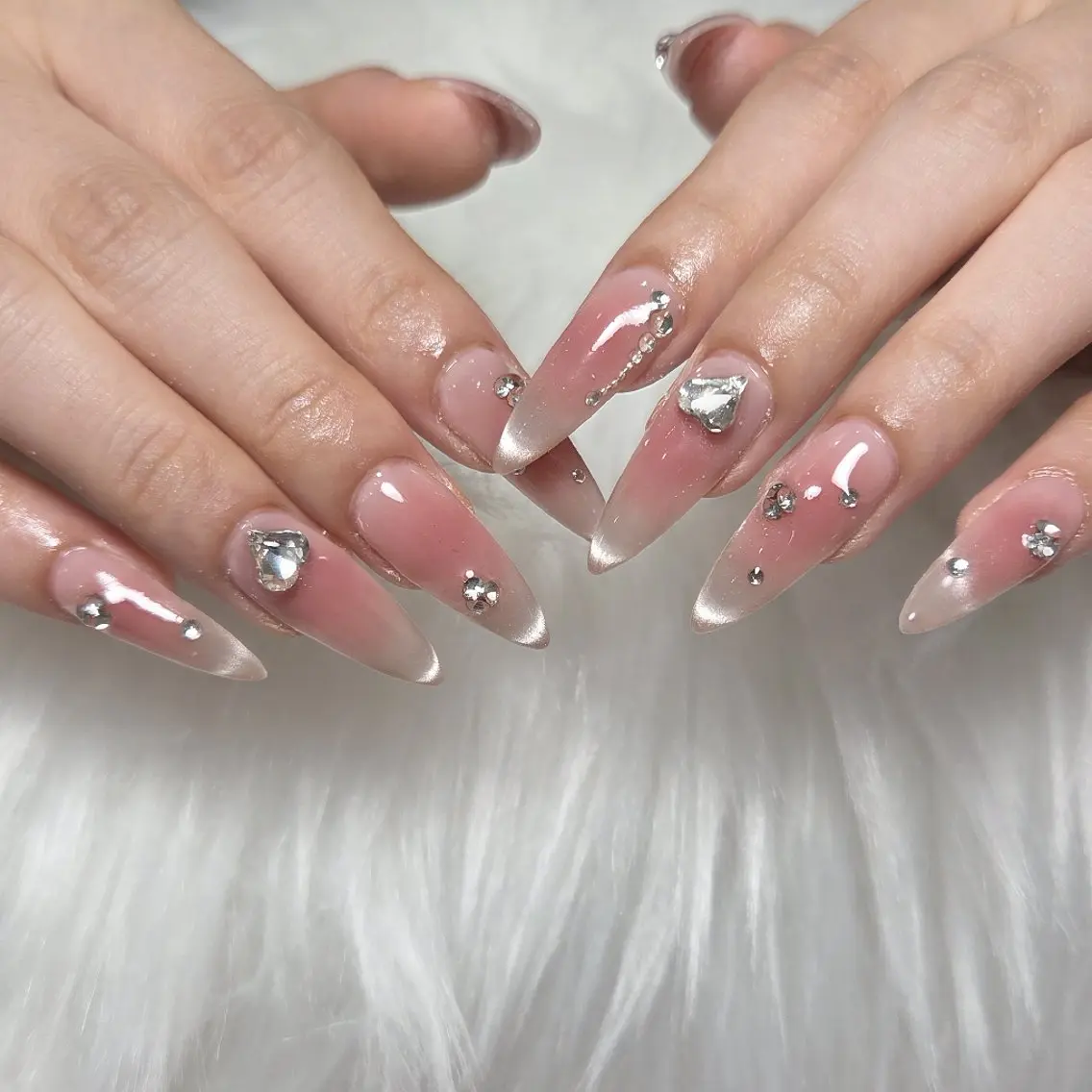 ネイル ハンドネイル Ugirl Nail Seikaのネイルデザイン