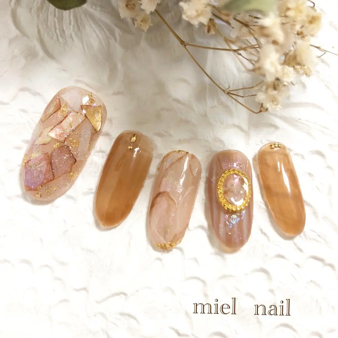 ネイル アートネイル 長さ出し ジェルネイル 持ち込み ニュアンスネイル ハンドネイル miel nailのネイルデザイン