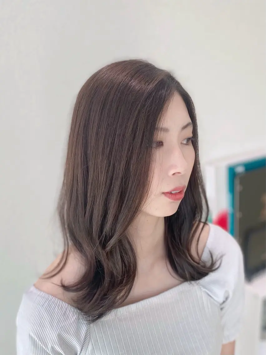 ミディアム カット ヘアカラー 滝口 瑞季のヘアスタイル