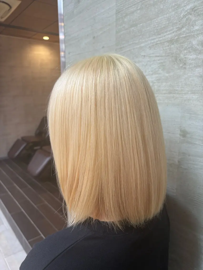 ショート カラー 荒沢 瑛🦮のヘアスタイル