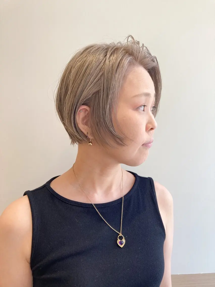 ショート カラー 大阪ヴィーガンサロン KANAKOのヘアスタイル
