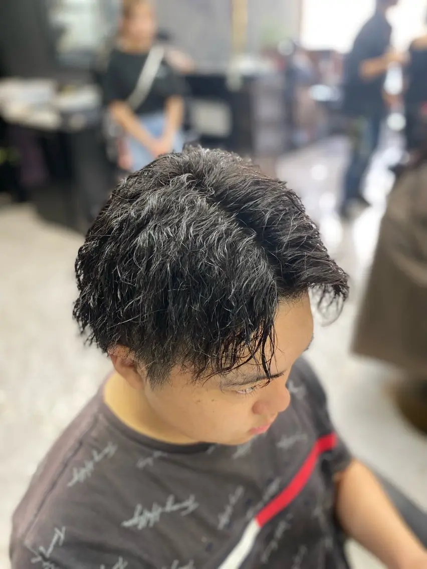 ショート パーマ 池田 亮雅のヘアスタイル