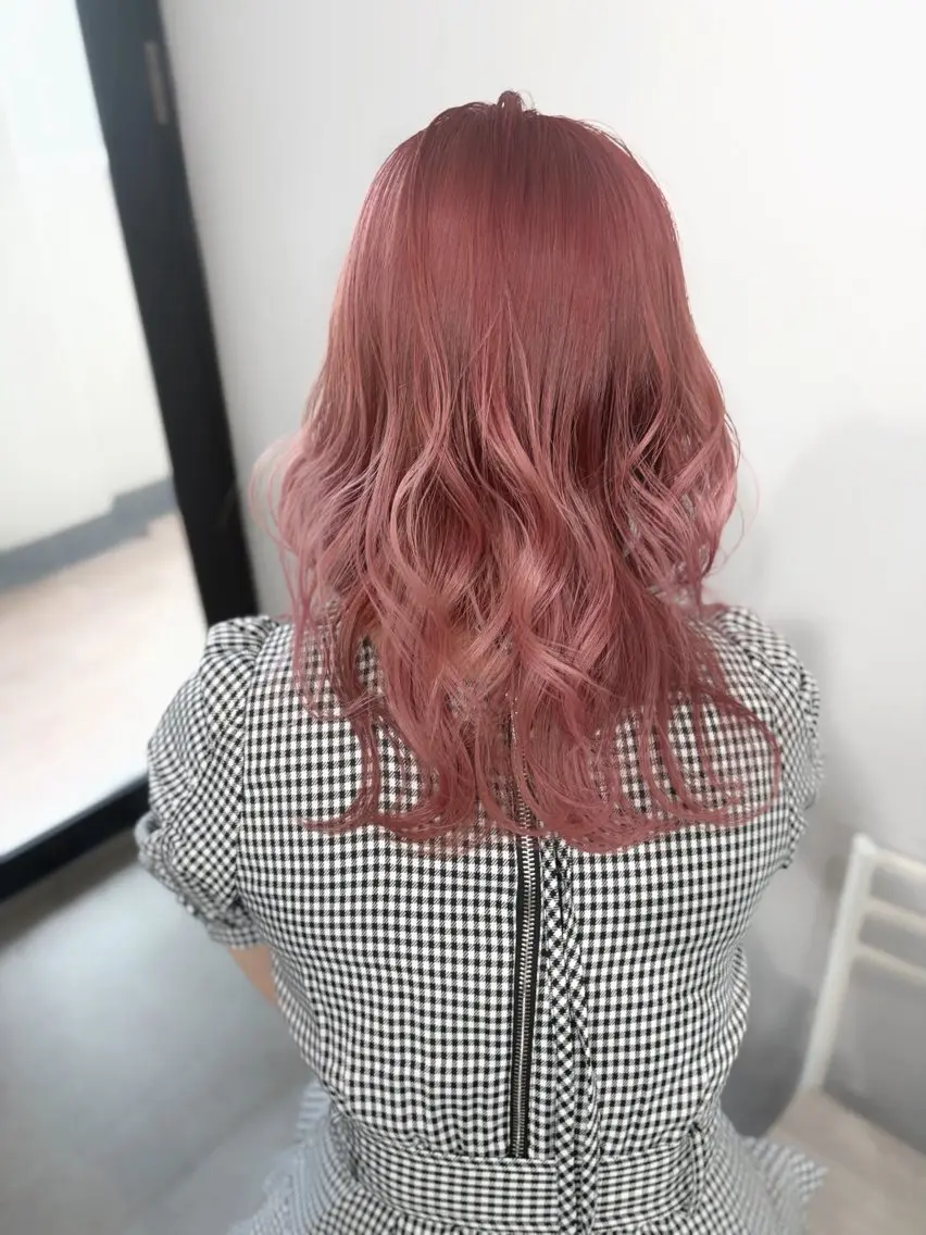 ロング カラー ブリーチ ブロンド ブルーカラー 透明感カラー ダブルカラー ブリーチ/髪質改善/ レイヤー/YUTOのヘアスタイル