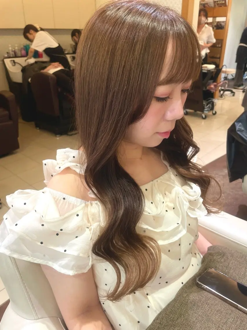 ロング 中山 奈津希のヘアスタイル