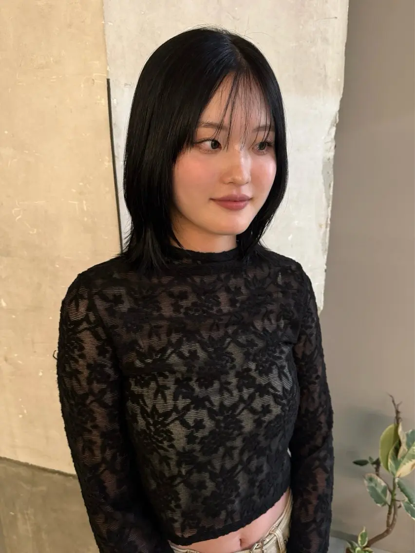 ミディアム 韓国風ヘア レイヤーカット カット ヘアカラー fubuki🪷 似合わせカットカラーのヘアスタイル
