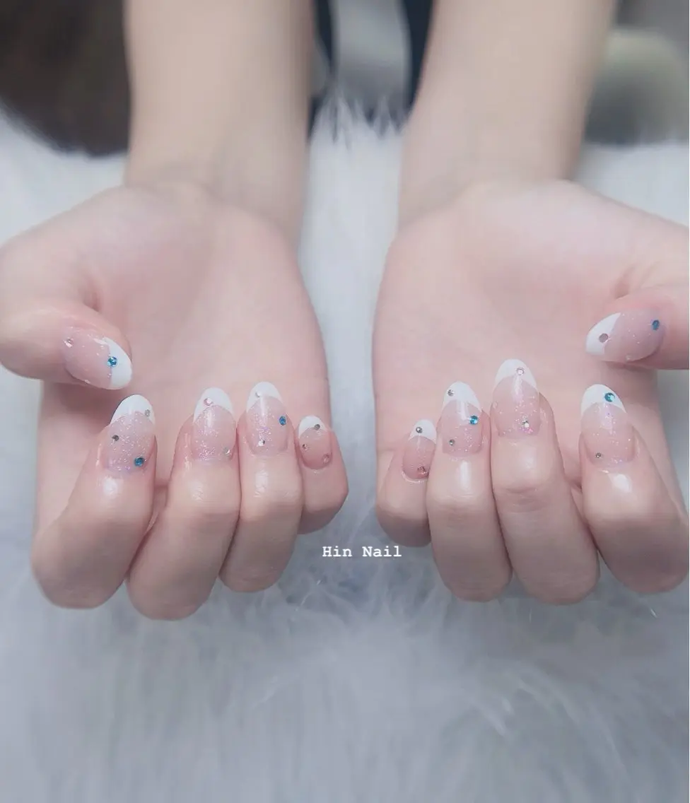 ネイル ハンドネイル HIN NAILのネイルデザイン