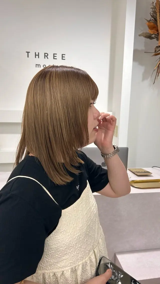 セミロング 顔周りカット レイヤーカット 河田 日和のヘアスタイル