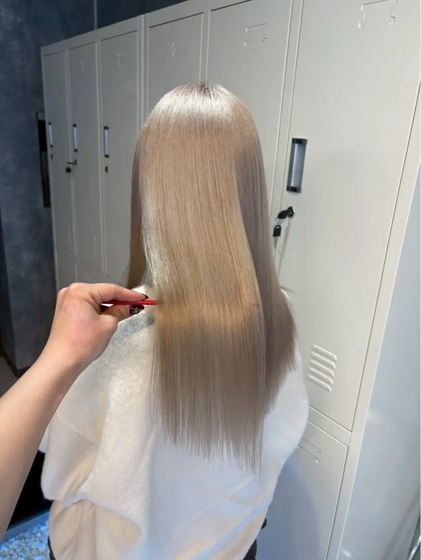 ロング カラー 🌈推し活ハイトーン 🩵荒川結星のヘアスタイル