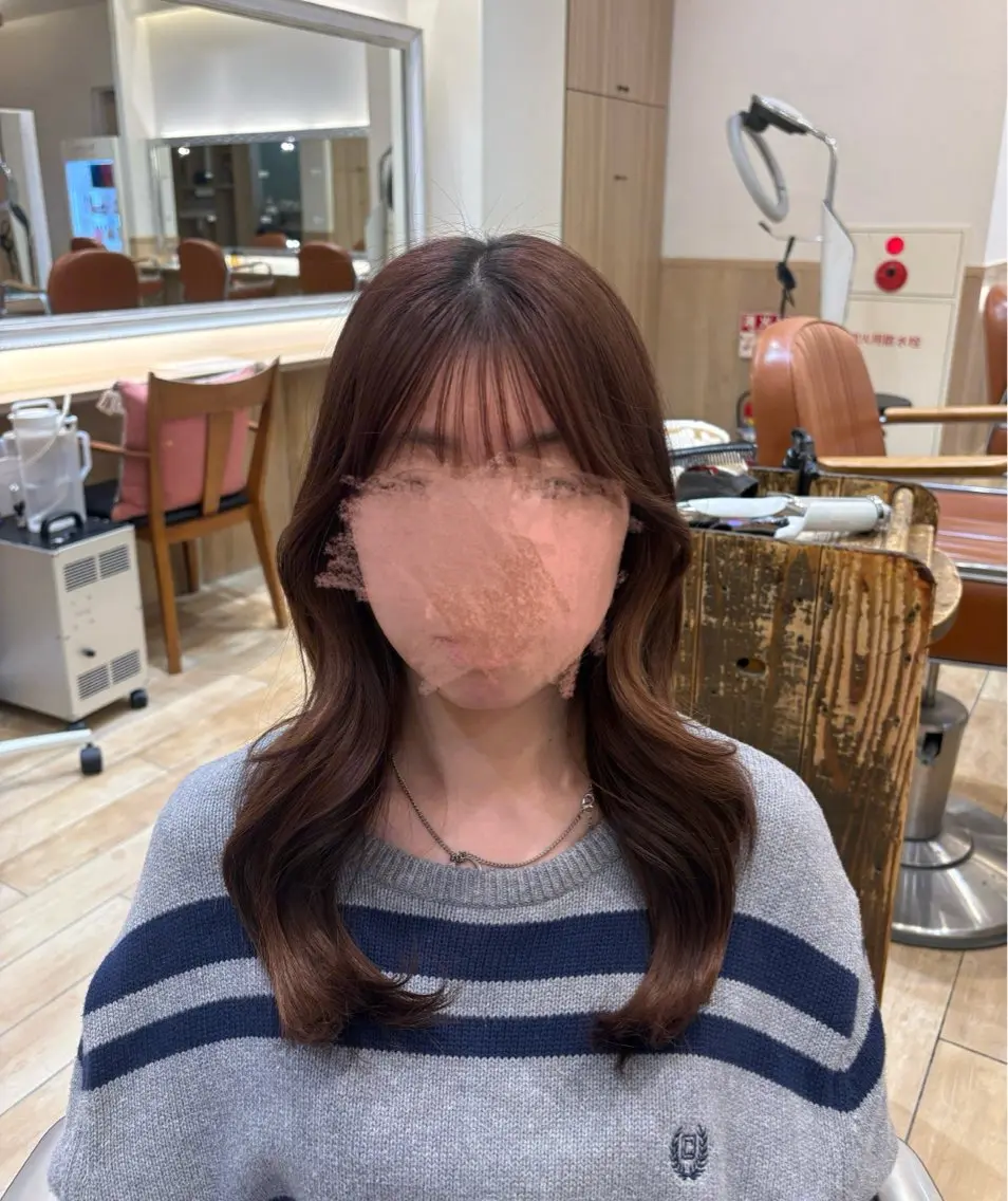 ロング 長谷 理菜のヘアスタイル