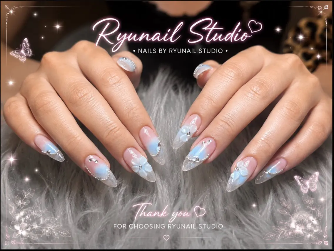 ネイル アートネイル フレンチネイル ジェルネイル キラキラネイル ニュアンスネイル ハンドネイル Ryu Nail YukiChanのネイルデザイン