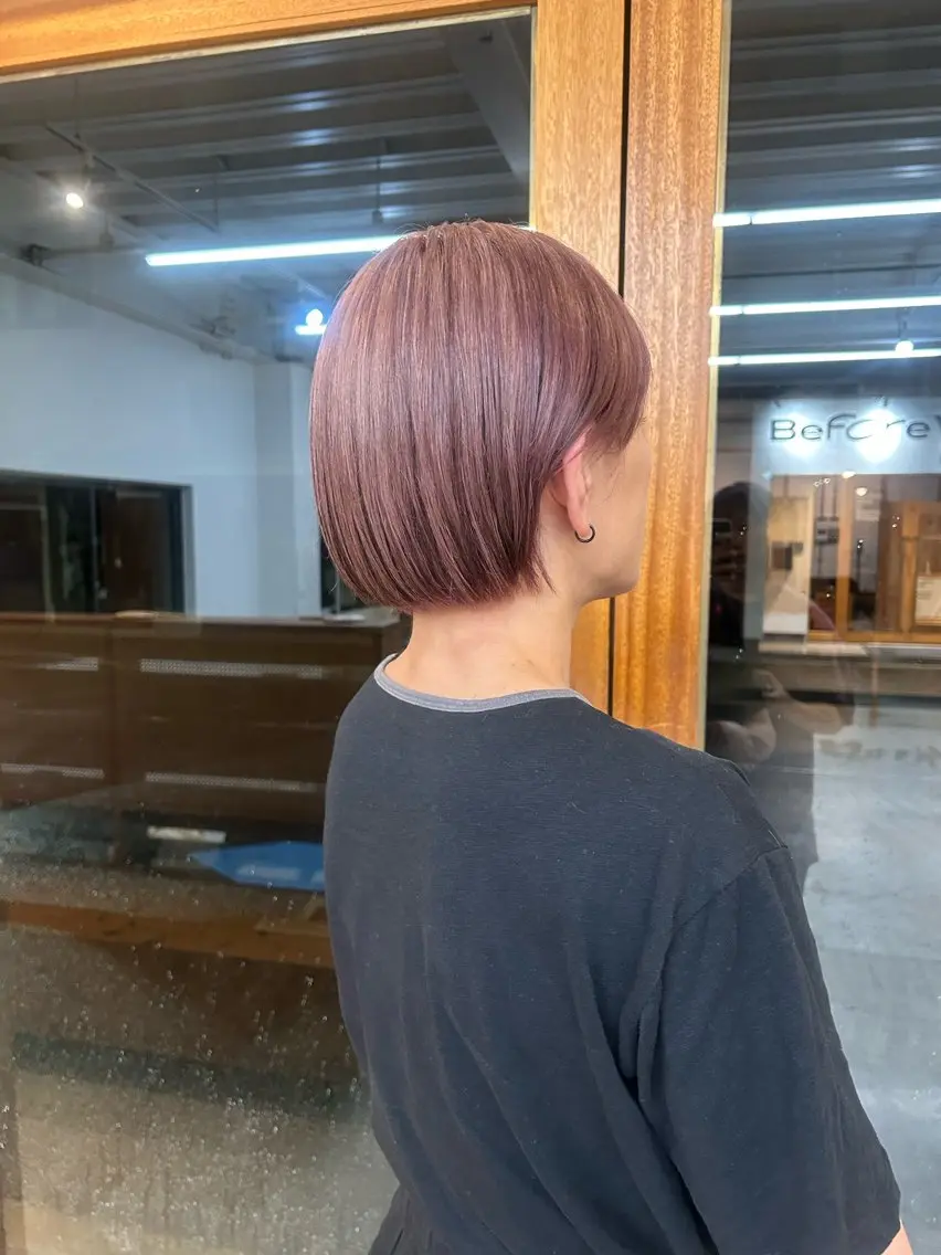 カラー ブリーチ ブラウンカラー ピンクカラー ヘアカラー Shiho .ボブ/カラーのヘアスタイル