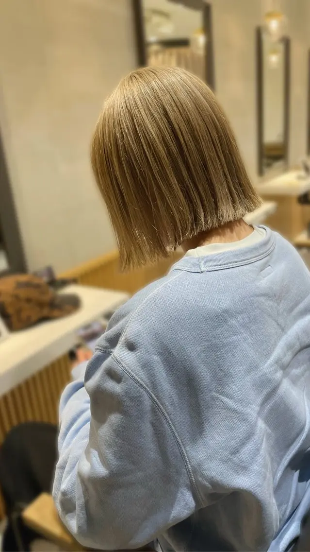 ショート カラー Aster 店長 れおんのヘアスタイル