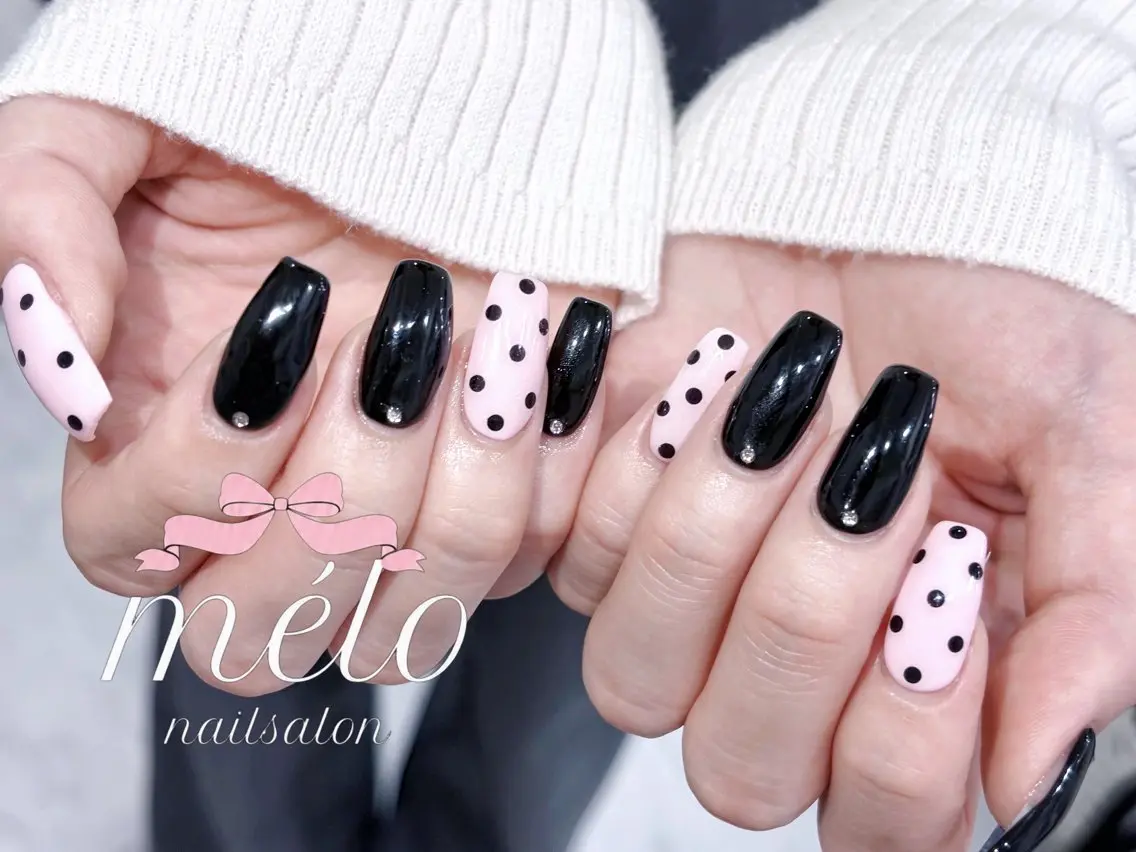ネイル ハンドネイル 𝒦𝐸𝐼𝒩𝒜 ♡のネイルデザイン