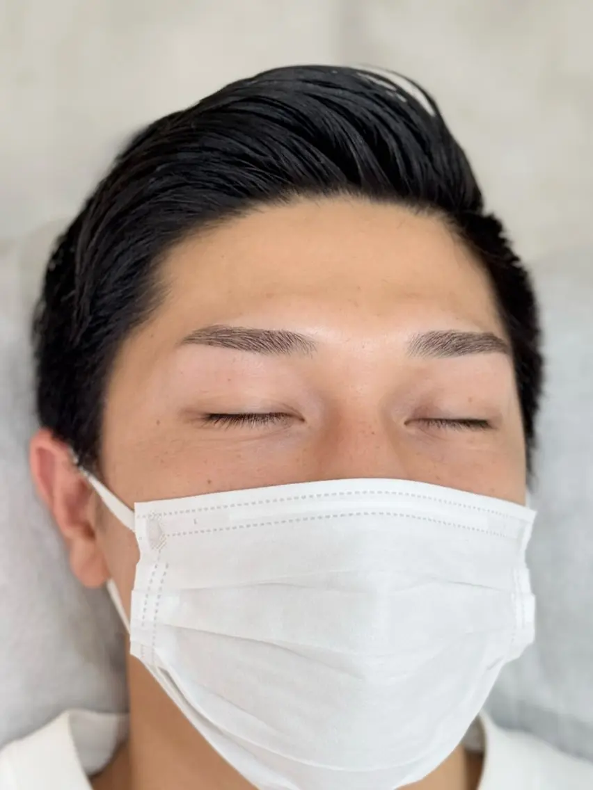 メンズ アイブロウ crescent eye今泉店の眉毛・アイブロウイメージ