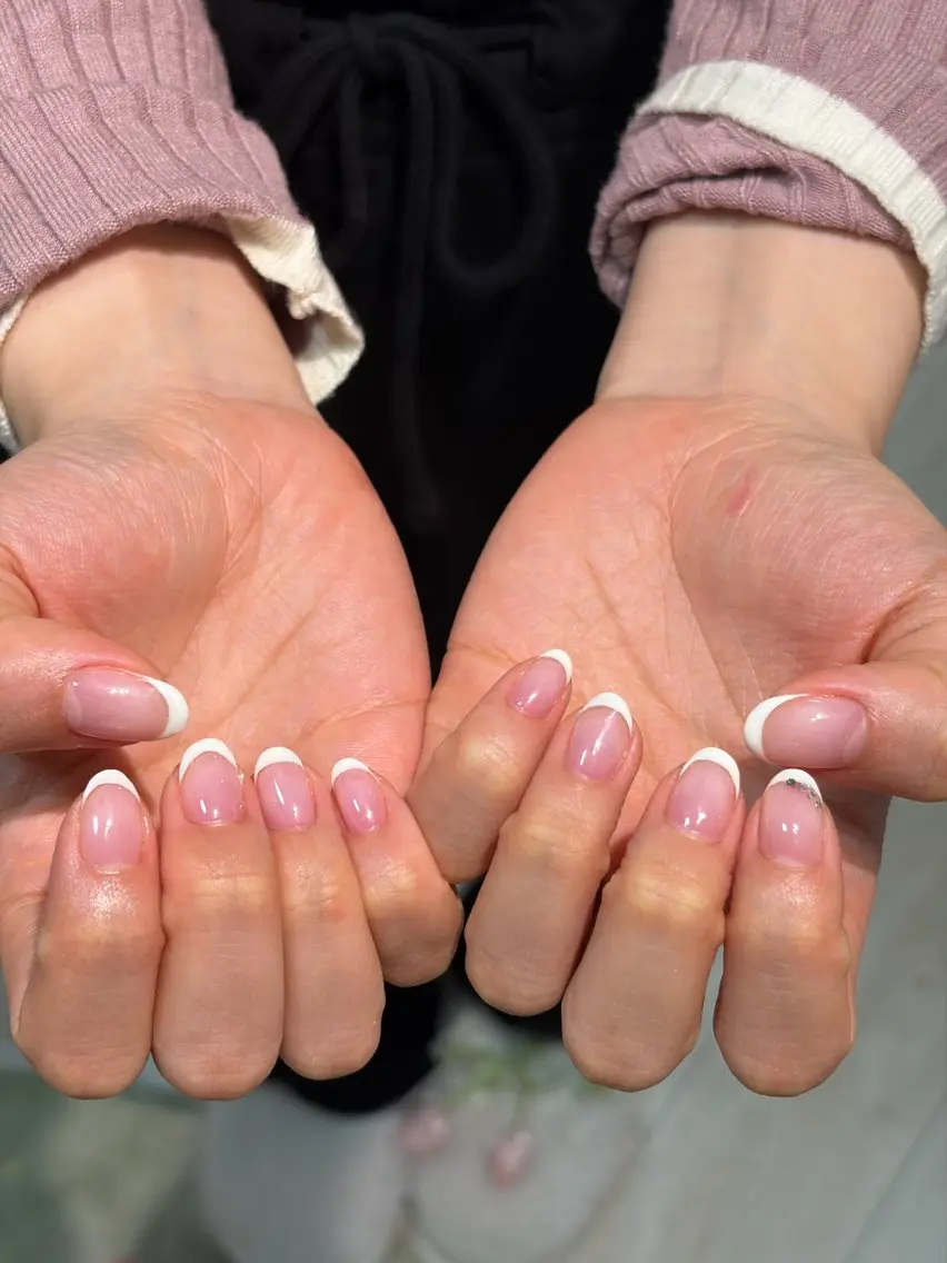 ネイル フレンチネイル ハンドネイル pholeisi Art nailのネイルデザイン