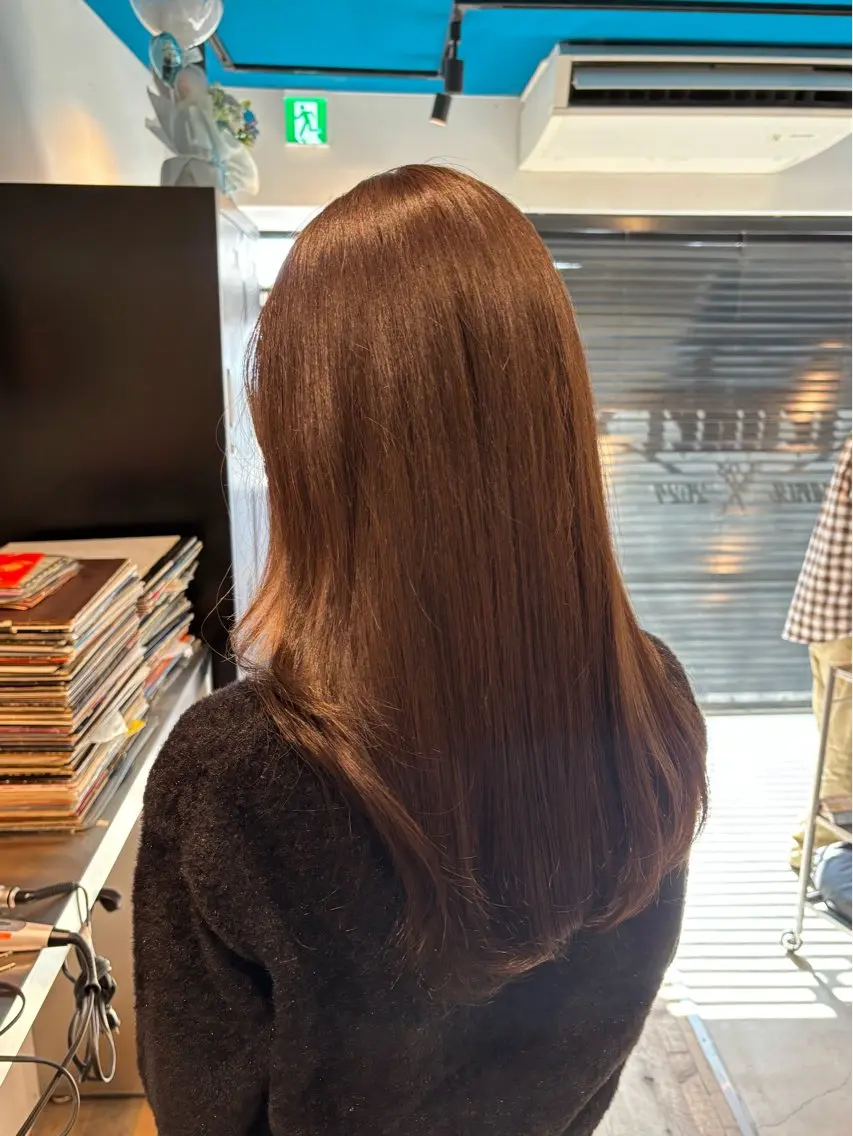 ロング カラー ブラウンカラー 透明感カラー 顔まわりレイヤー 顔周りカット レイヤーカット tender🐬 まゆかのヘアスタイル