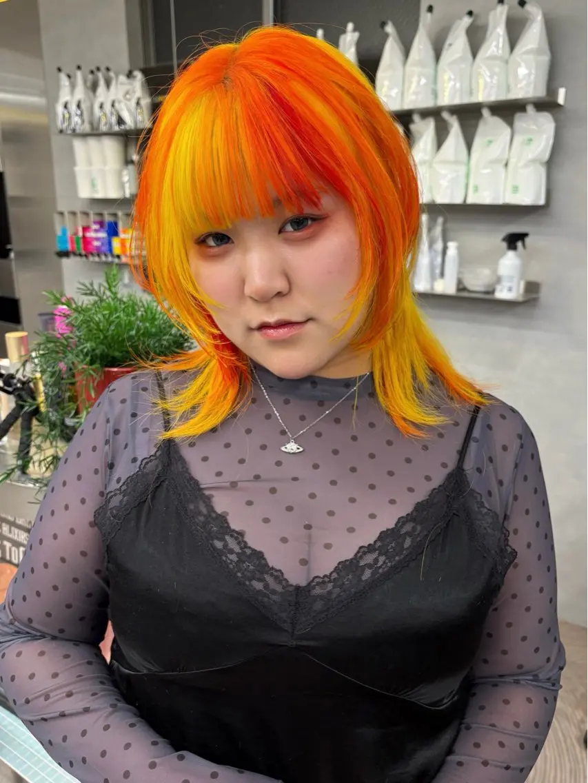 ミディアム ヘアカラー 褒められる ハイトーン⭐️カノンのヘアスタイル