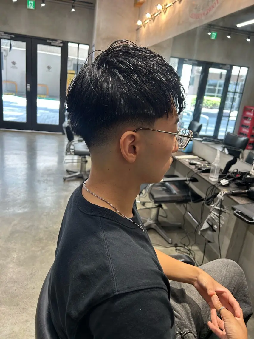 ショート メンズ フェードカット 明大前/フェード /海外パーマ/岳のヘアスタイル