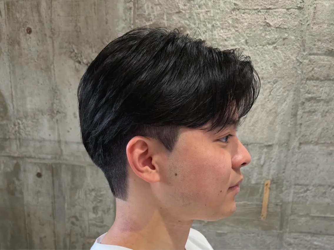 カラー メンズ 大谷 真央のヘアスタイル