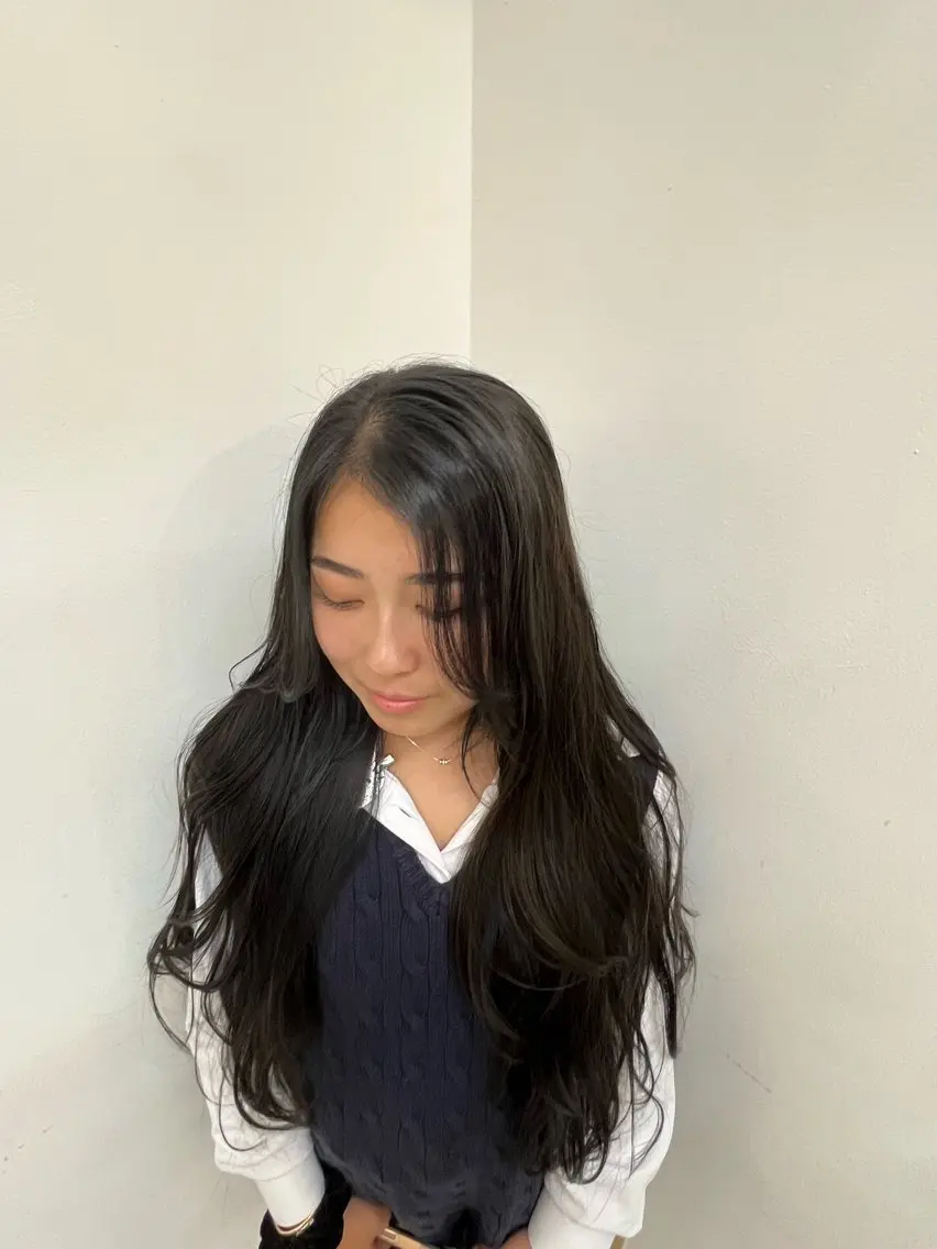 ロング ヘアカラー 上西 花奏の眉毛・アイブロウイメージ