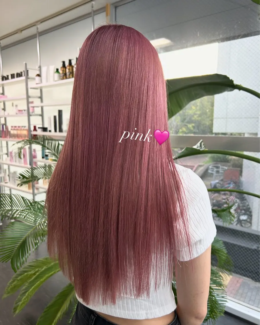 ロング 桝田 友美のヘアスタイル