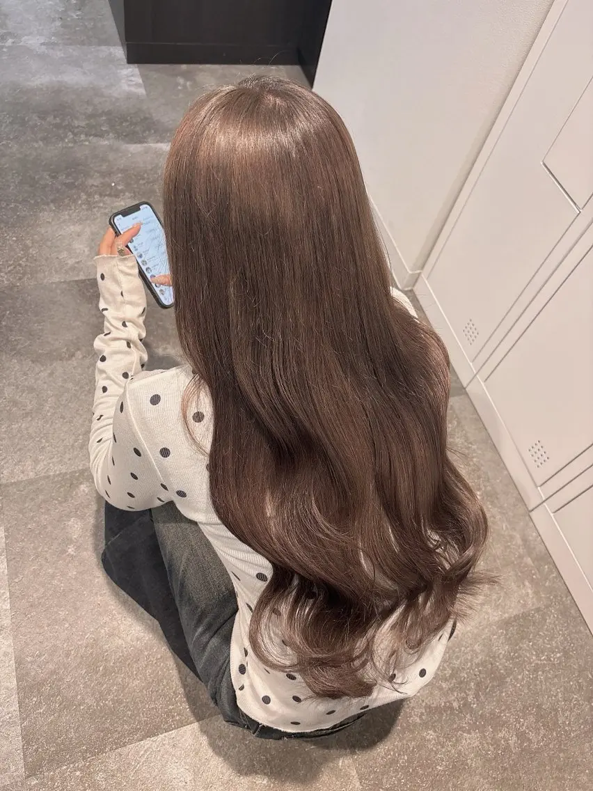 ロング ヘアカラー ＊・ MAHO・＊のヘアスタイル