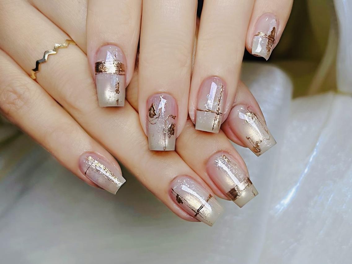 ネイル MoonNail アイのネイルデザイン