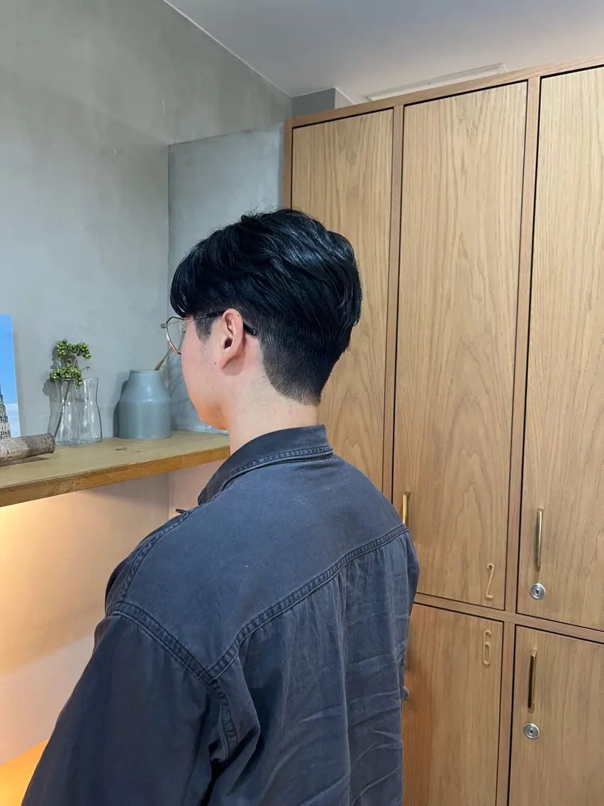 【顔まわりまで抜かりなく】 メンズカット+眉カットの写真