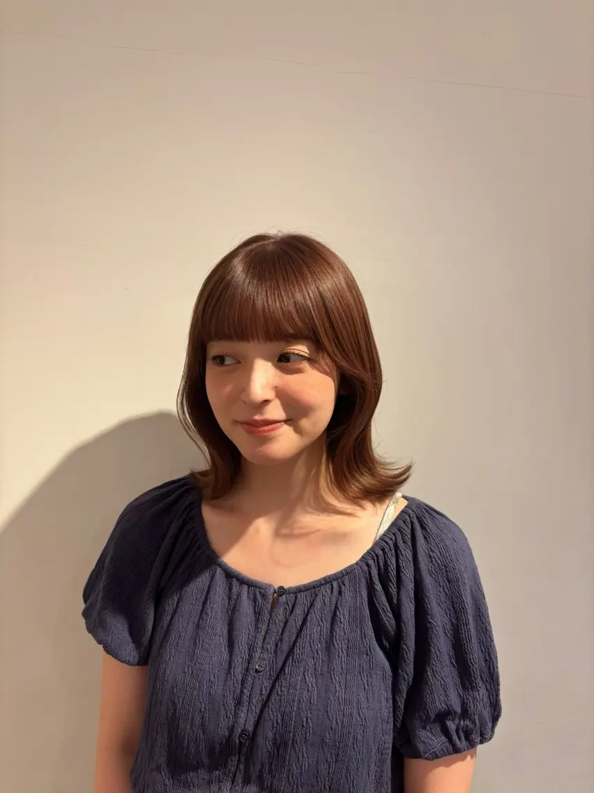 セミロング ヘアカラー 艶カラー/ シオンのヘアスタイル