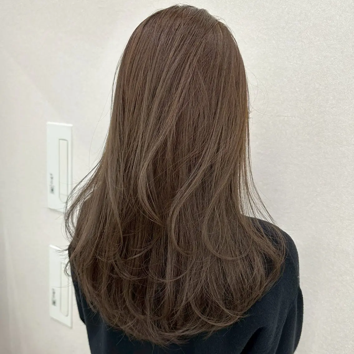 ロング カラー 喜屋武 緒実のヘアスタイル