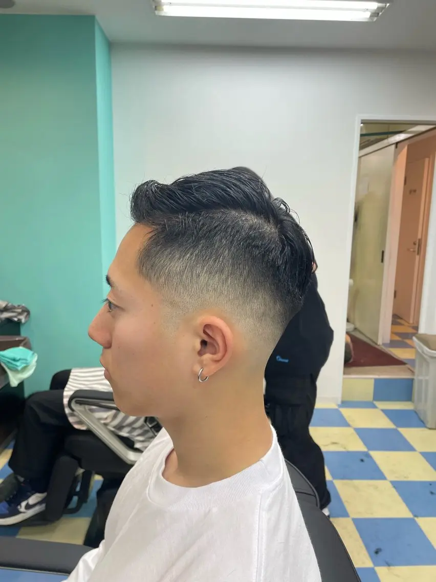 ショート や ゆのヘアスタイル